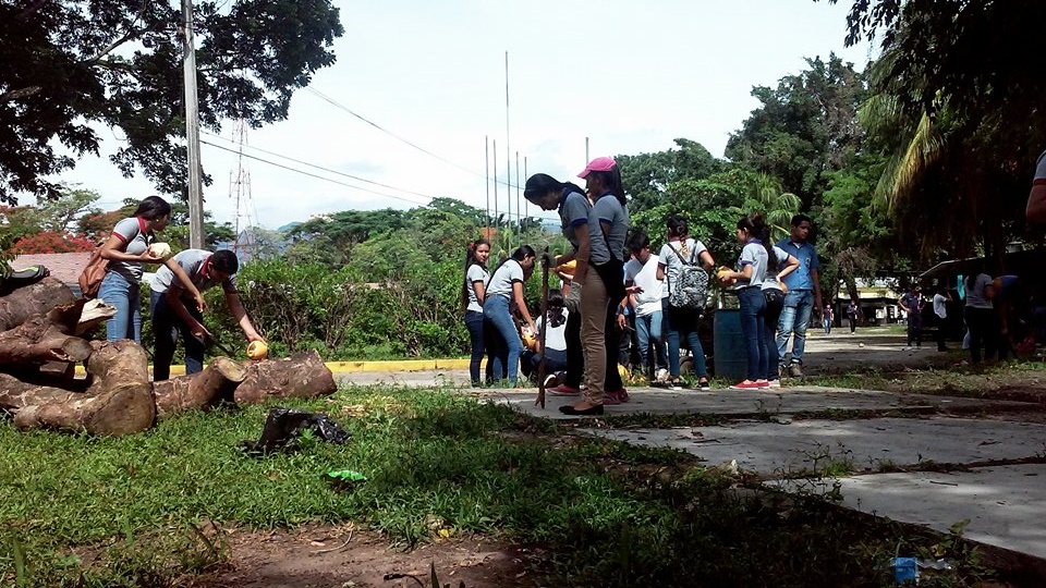 alumnos 1ro de mayo